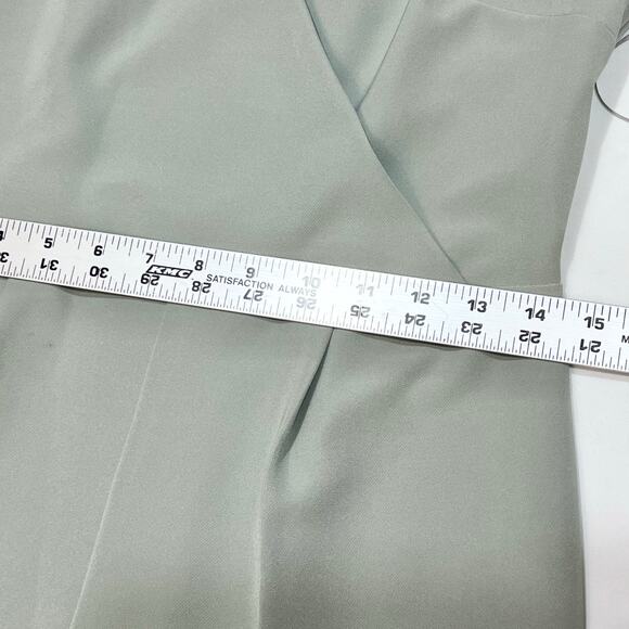 Vince Camuto Jumpsuit Ethereal Dawn Women Size 0 Smoked Sage Green Sleeveless - Picture 10 of 14